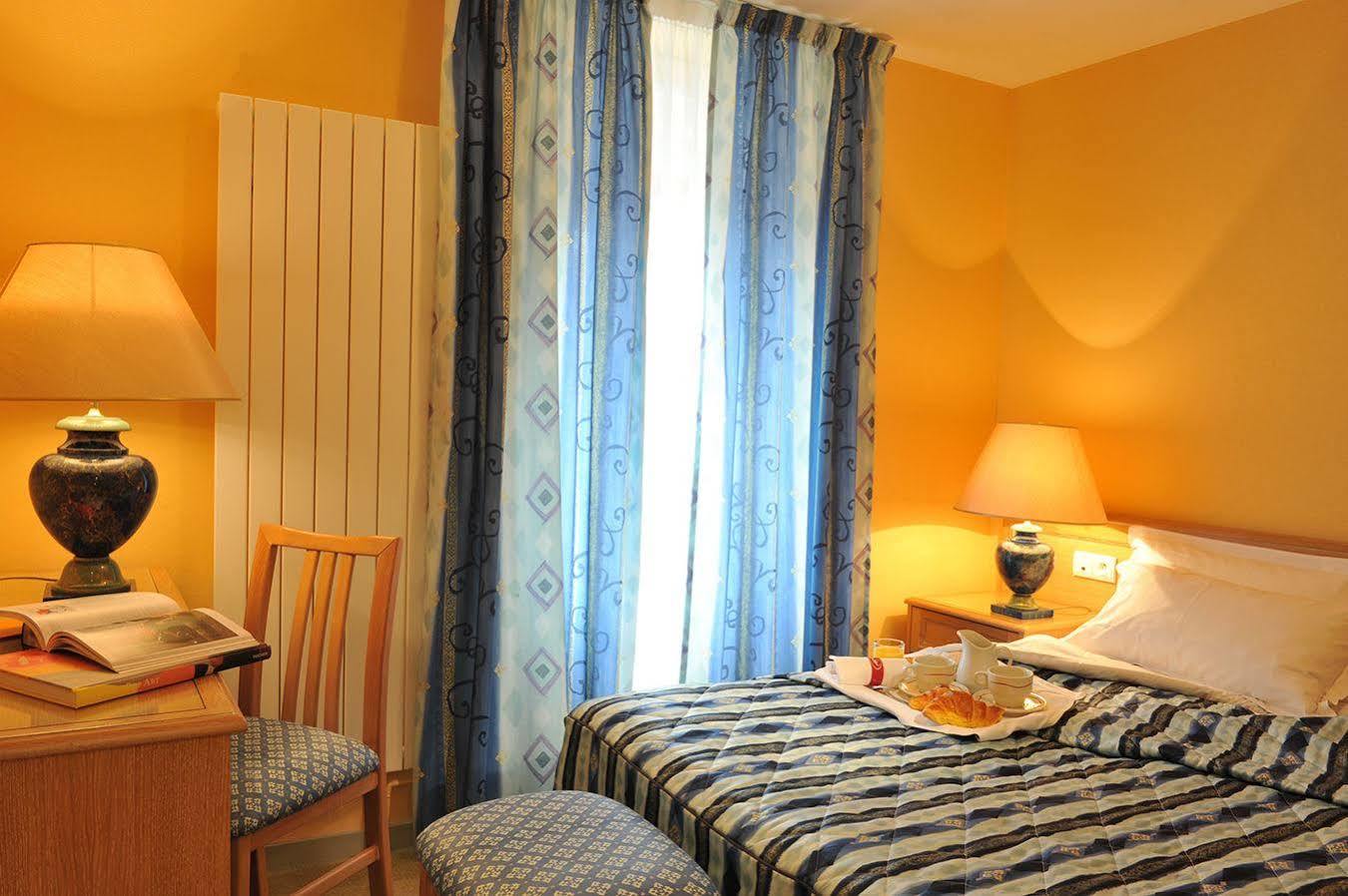 Logis Hotel Le Continental Châteauroux Zewnętrze zdjęcie
