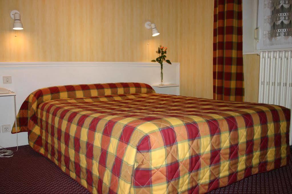 Logis Hotel Le Continental Châteauroux Zewnętrze zdjęcie